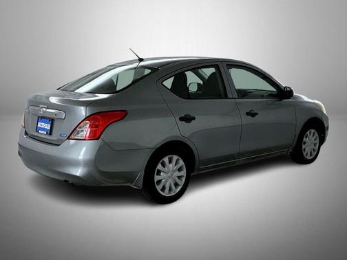 2014 Nissan Versa 1.6 S