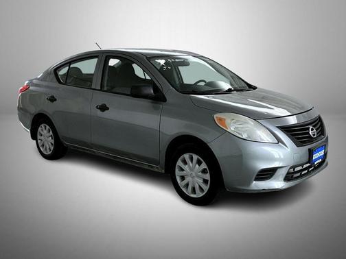 2014 Nissan Versa 1.6 S