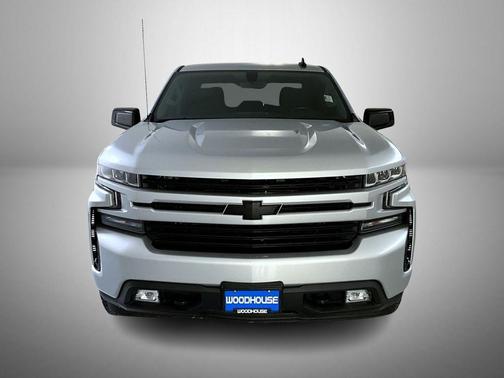 Silver Ice Metallic 2019 Chevrolet Silverado 1500 RST