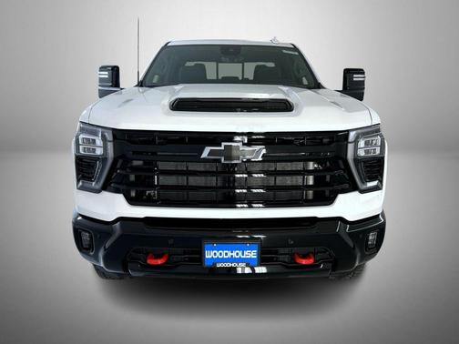 Summit White 2026 Chevrolet Silverado 2500 LTZ
