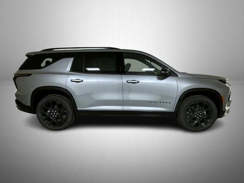 Sterling Gray Metallic 2026 Chevrolet Traverse RS