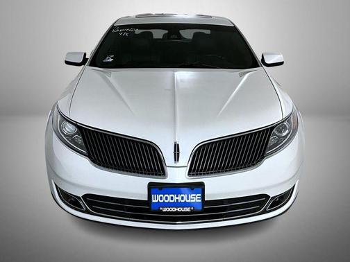 2016 Lincoln MKS Base