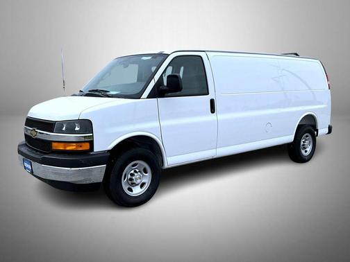 Summit White 2026 Chevrolet Express 2500 Work Van