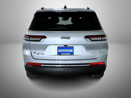 2022 Jeep Grand Cherokee L Laredo