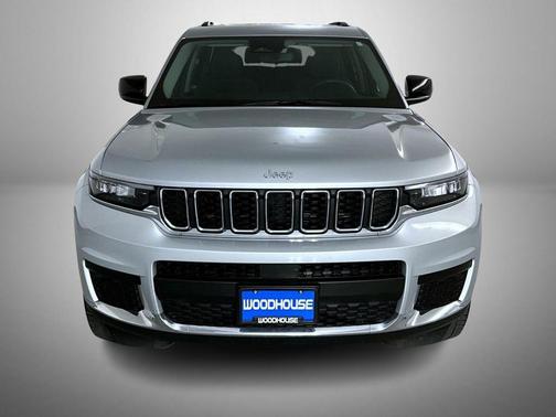 2022 Jeep Grand Cherokee L Laredo