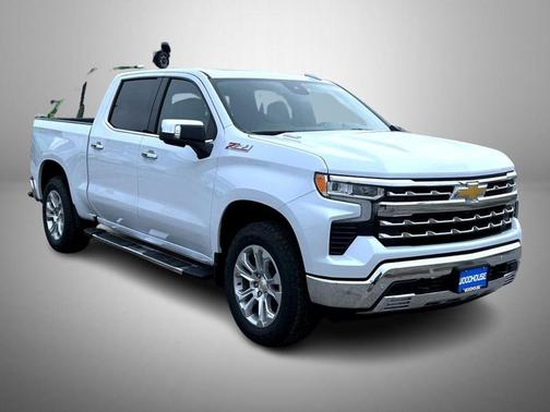 Polar White Tricoat 2026 Chevrolet Silverado 1500 LTZ