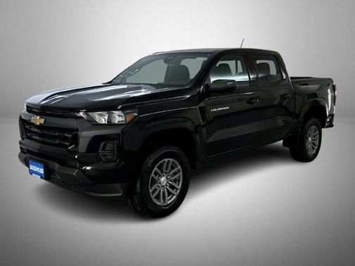 Black 2026 Chevrolet Colorado LT