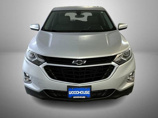 Silver Ice Metallic 2018 Chevrolet Equinox LT