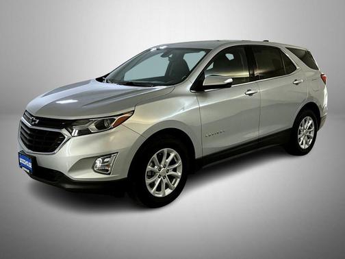 Silver Ice Metallic 2018 Chevrolet Equinox LT
