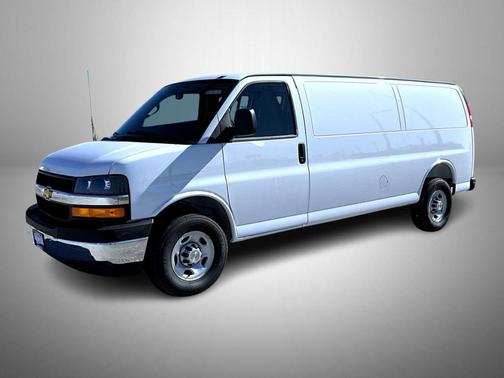 Summit White 2026 Chevrolet Express 2500 Work Van