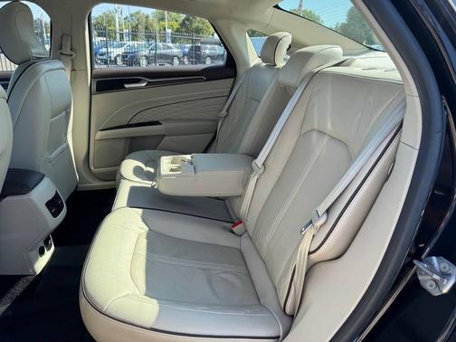 2017 Ford Fusion Platinum
