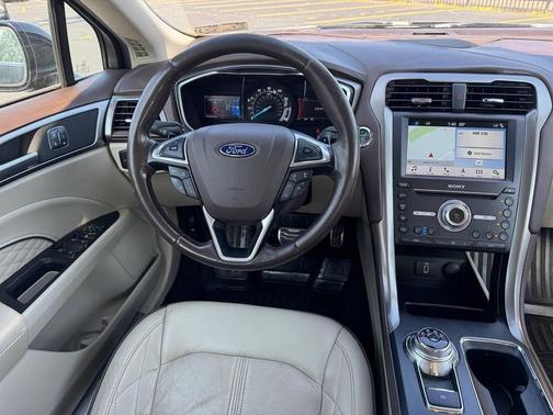 2017 Ford Fusion Platinum