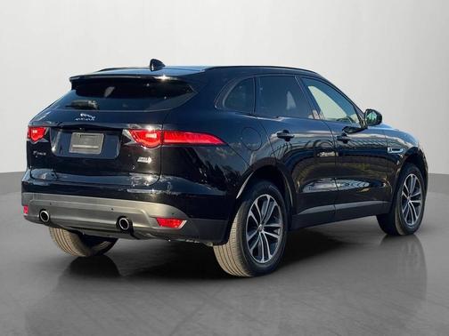 2018 Jaguar F-PACE S