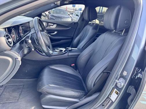 2017 Mercedes-Benz E-Class 4MATIC
