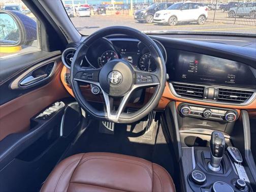 2019 Alfa Romeo Giulia Ti Lusso