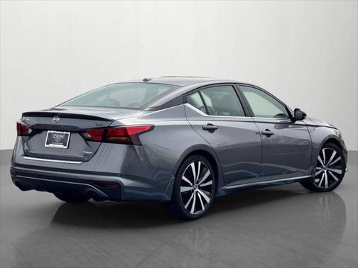 2020 Nissan Altima SR VC-Turbo FWD