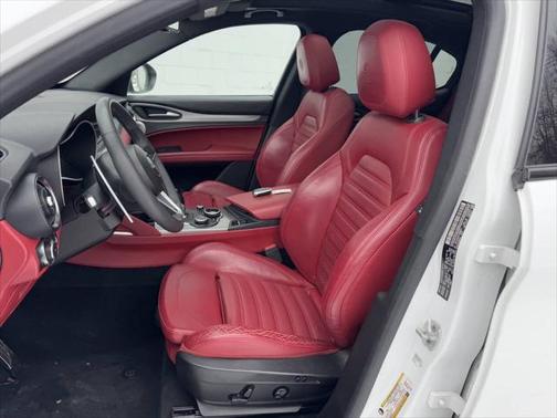2018 Alfa Romeo Stelvio Ti Sport