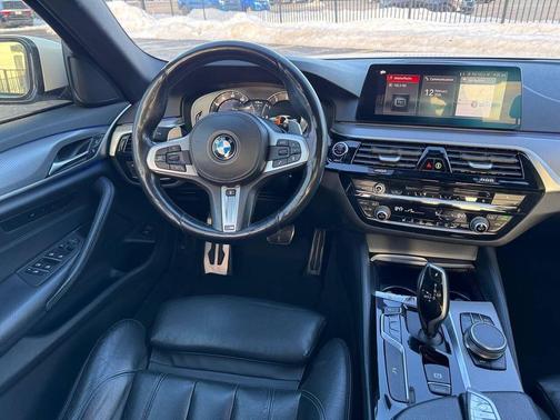 2019 BMW 530 xDrive