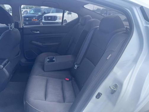 2020 Nissan Altima S FWD