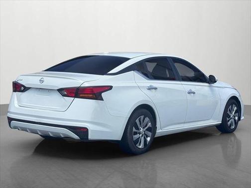 2020 Nissan Altima S FWD