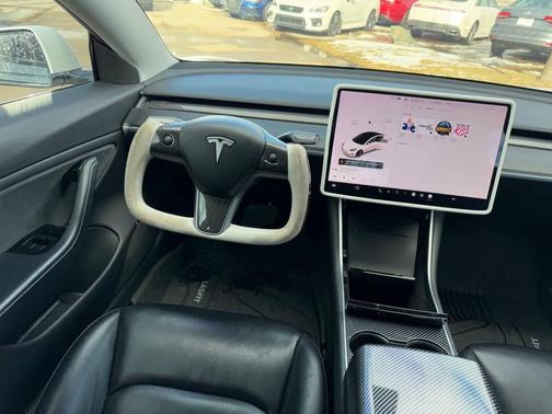 2019 Tesla Model 3 Performance