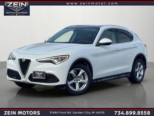 2018 Alfa Romeo Stelvio Base