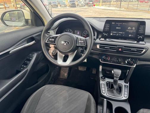 2021 Kia Seltos LX