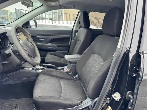 2020 Mitsubishi Outlander Sport SE