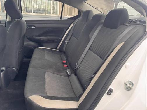 2021 Nissan Versa 1.6 SV