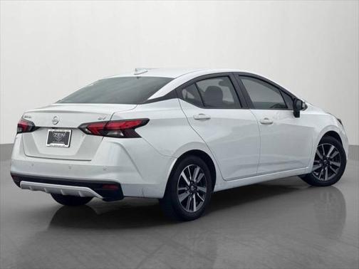 2021 Nissan Versa 1.6 SV