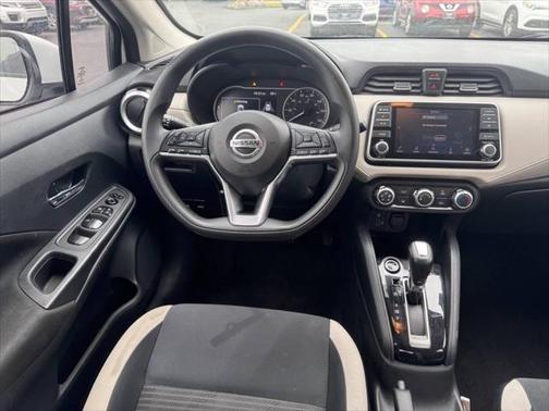 2021 Nissan Versa 1.6 SV