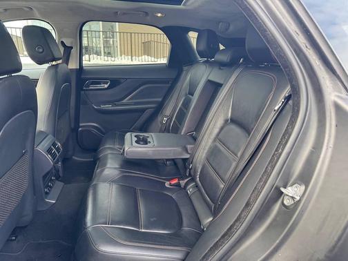 2020 Jaguar F-PACE Prestige P300 AWD Automatic