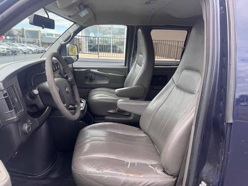 2013 Chevrolet Express 1500 LS