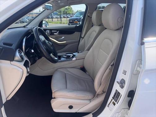 2017 Mercedes-Benz GLC 300 4MATIC