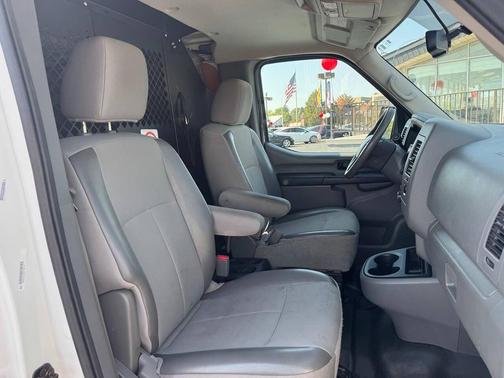 2016 Nissan NV Cargo NV1500 SV V6