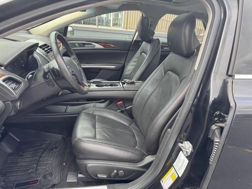 2014 Lincoln MKZ Base