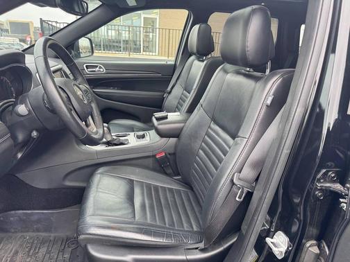 2018 Jeep Grand Cherokee Sterling Edition