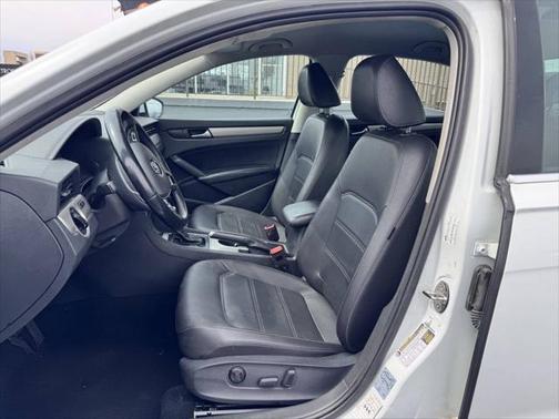 2020 Volkswagen Passat 2.0T SE