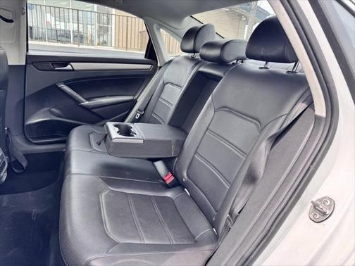 2020 Volkswagen Passat 2.0T SE