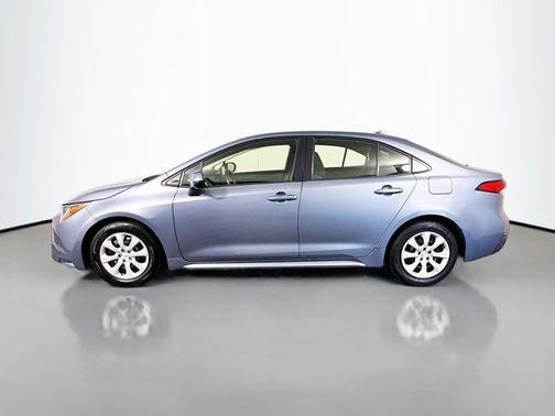 CELESTITE 2022 Toyota Corolla LE