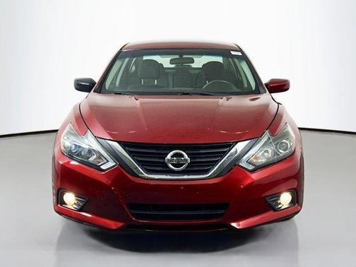 Red 2017 Nissan Altima 2.5 SR