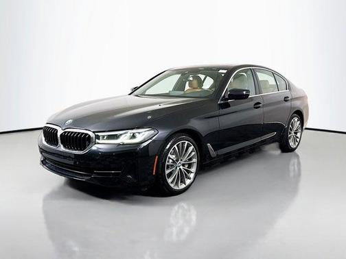 2022 BMW 530 i