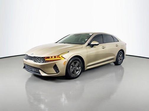 Crystal Beige 2021 Kia K5 LXS