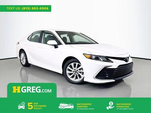 White 2022 Toyota Camry LE