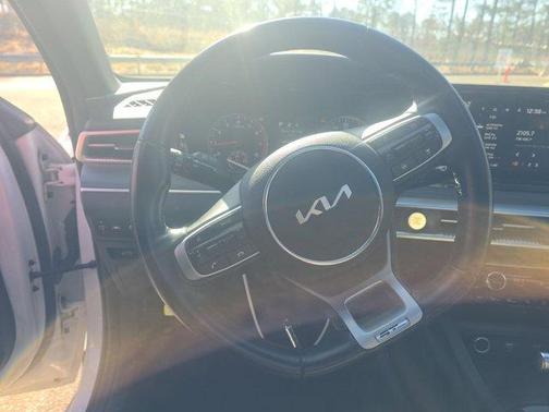 Glacial White Pearl 2024 Kia K5 GT-Line