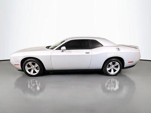 Triple Nickel Clearcoat 2022 Dodge Challenger SXT