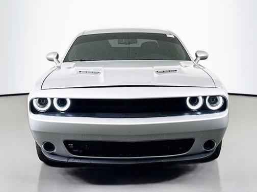 Triple Nickel Clearcoat 2022 Dodge Challenger SXT