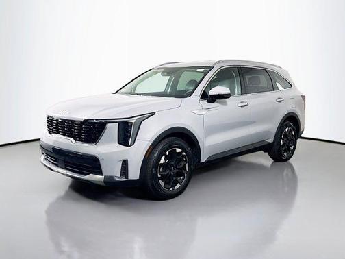 Wolf Gray 2025 Kia Sorento S