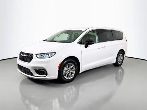 Bright White Clearcoat 2024 Chrysler Pacifica Touring-L