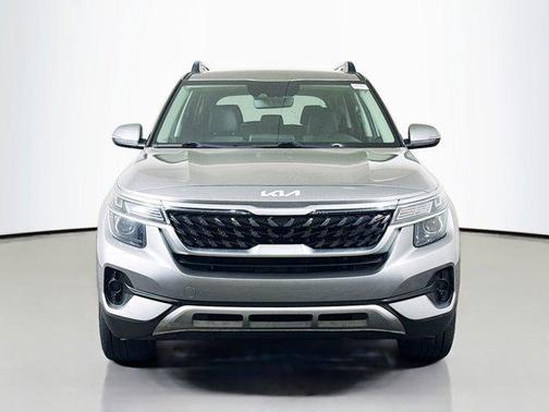 2022 Kia Seltos Nightfall